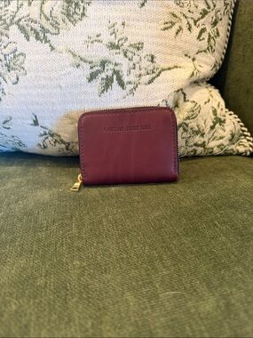 Portland Leather cognac Small Zip Wallet